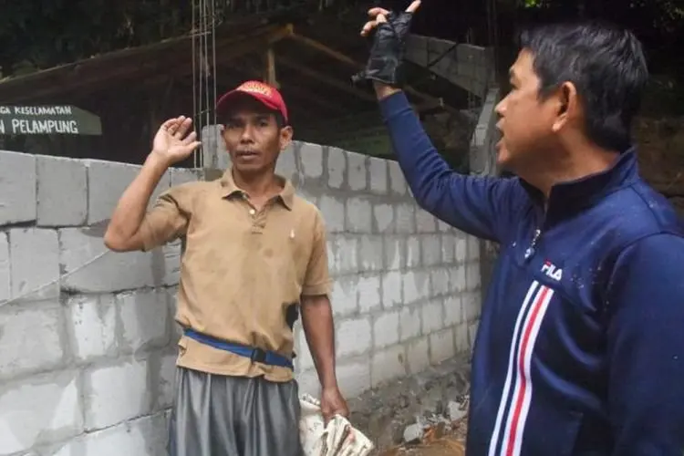 Dedi Mulyadi Ikut Selesaikan Masalah Penutupan Jalan Objek Wisata Curug Tilu Purwakarta