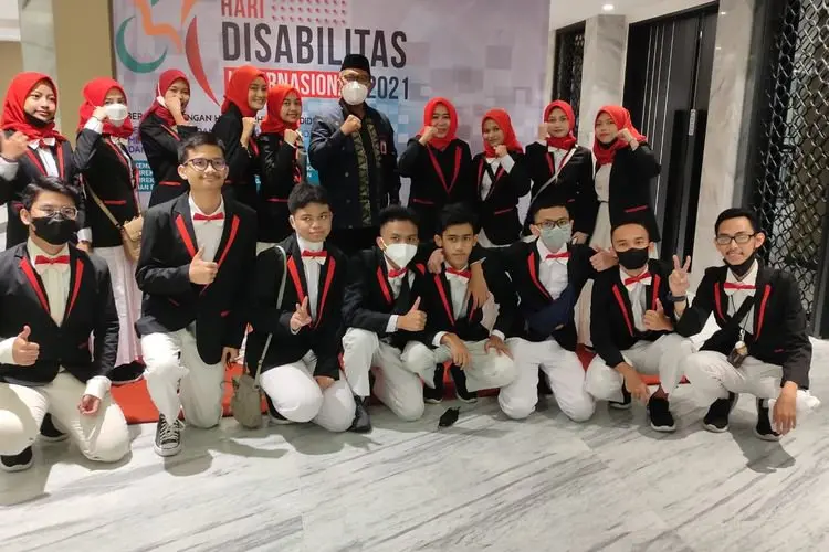 Mantap, Ekskul Angklung di SLBN Cicendo Bandung Tampil di HDI 2021