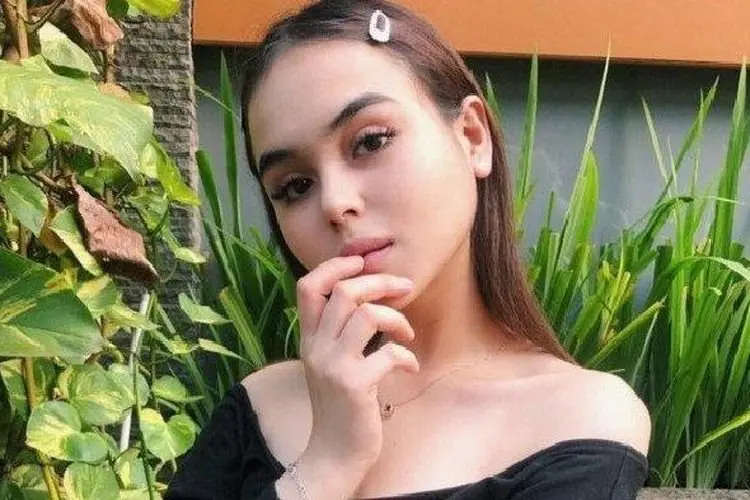 Laura Anna Meninggal Dunia, BeginiÂ Ungkapan Duka Para Selebritis Tanah Air