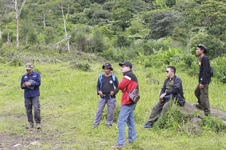 Hatta, Bumdes Megamendung Jaya, dan Geger Paseban
