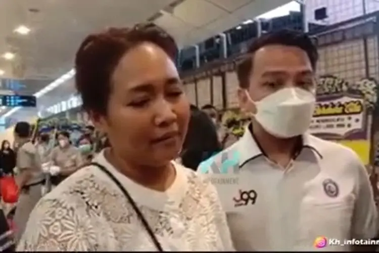 Usai Dikremasi 4 Jam, Abu Jenazah Laura Anna Akan Disimpan 40 Hari