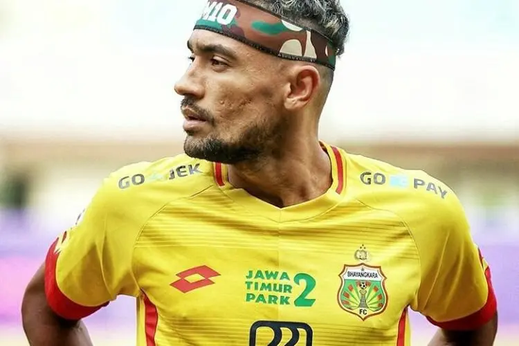 Jejak Bruno Matos, Dicoret Bhayangkara FC Gegara Eks Striker Persib Ezechiel N'Douassel