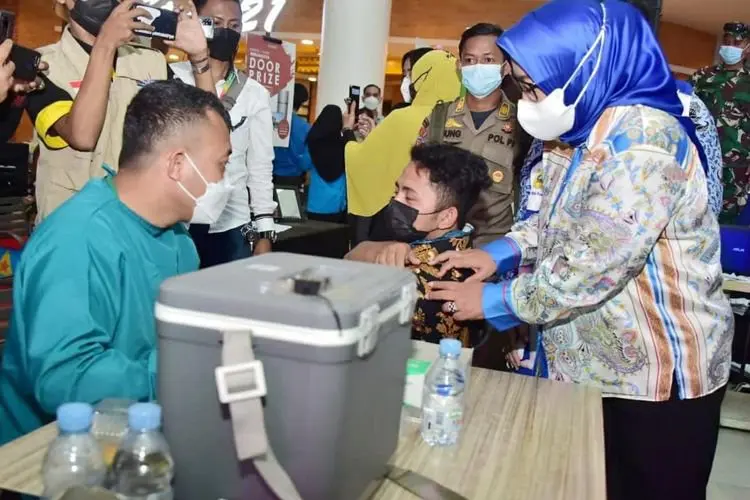 Cegah Masuknya Covid-19 Omicron ke Bogor, Ade Yasin Minta Pusat Tegakkan Aturan Prokes