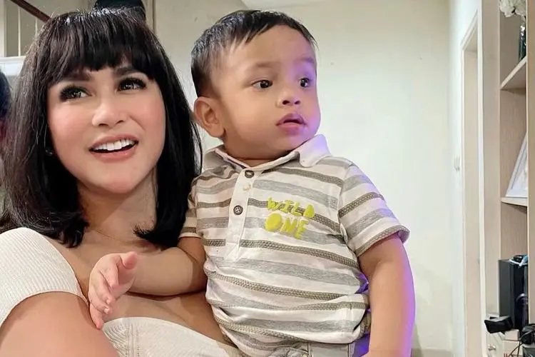 Gegara Mirip Vanessa Angel Bebizie Dipanggil Mami Sama Gala Sky