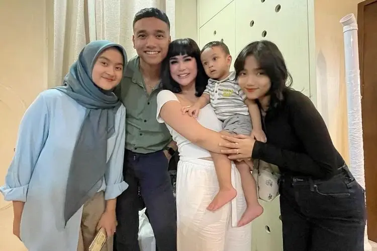 Bebizie Tiru Gaya Vanessa Angel, Netizen: Merinding, Mirip Banget