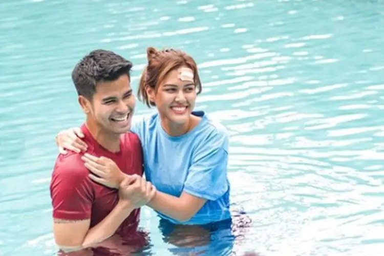 Syuting Sinetron di Pengungsian Semeru Tuai Kecaman, Rebecca Tamara dan Leo Consul Minta Maaf