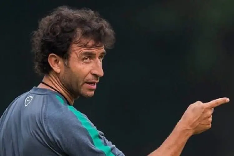 Luis Milla Pelatih Baru Persib: Hatur Nuhun Pak Glenn, Sampai Jumpa Bobotoh