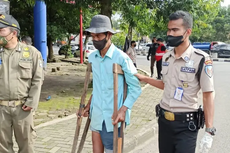 Sebanyak 33 PMKS Terjaring Razia Dinsos Kota Bandung