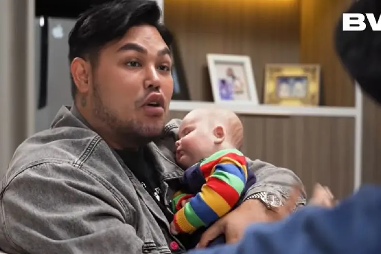 Tak Terima Anaknya Disebut Boneka oleh Boy William, Ivan Gunawan Geram: Ini Bayi!