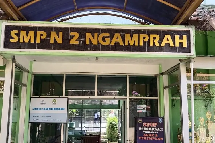 Sukses Tingkatkan Kualitas Lingkungan Hidup, SMPN 2 Ngamprah Raih Penghargaan Adiwiyata Nasional 2021