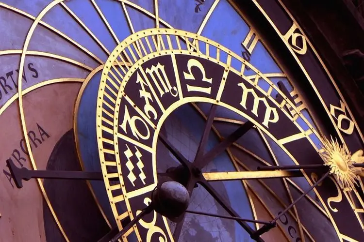 Ramalan Zodiak Senin 3 Januari 2021: Leo Tetaplah Fokus, Jangan Kontrol Dirimu Libra