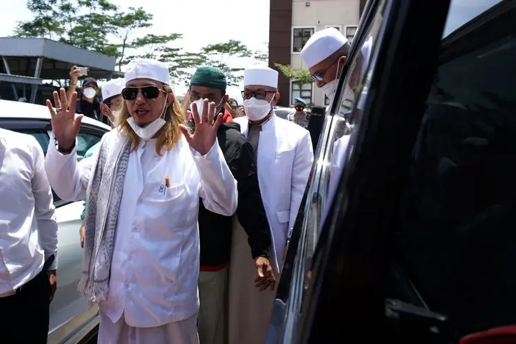 Karena Ini Penyidik Polda Jabar Tetapkan Bahar bin Smith Sebagai Tersangka
