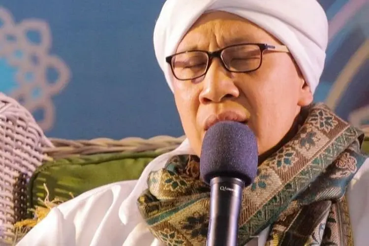 Cara Indah Nabi Hadapi Istri yang Terbakar Cemburu, Buya Yahya: Perempuan Hatinya Sangat Halus
