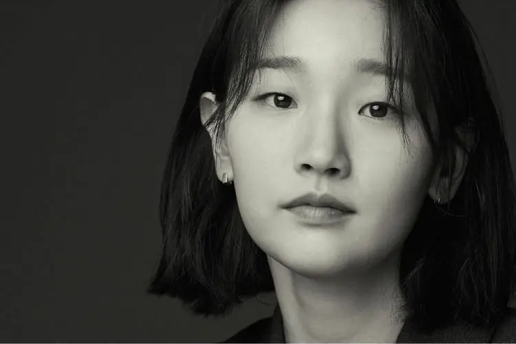 Sapa Penggemar Usai Jalani Operasi Kanker Tiroid, Park So Dam: Aku Sangat Merindukanmu