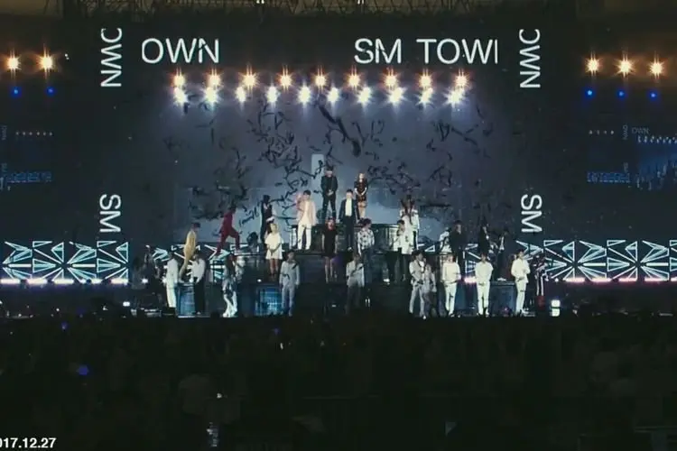 Sukses Rilis Konser Online Gratis, SMTOWN Berencana Gelar Tur Dunia