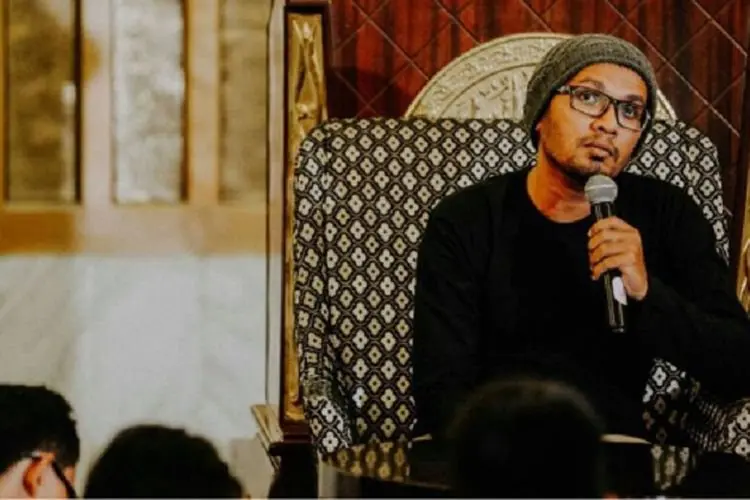 Bukan Amalan Besar! Ustadz Hanan Attaki Ungkap Kebiasaan Ibadah Rasulullah, Ternyata...