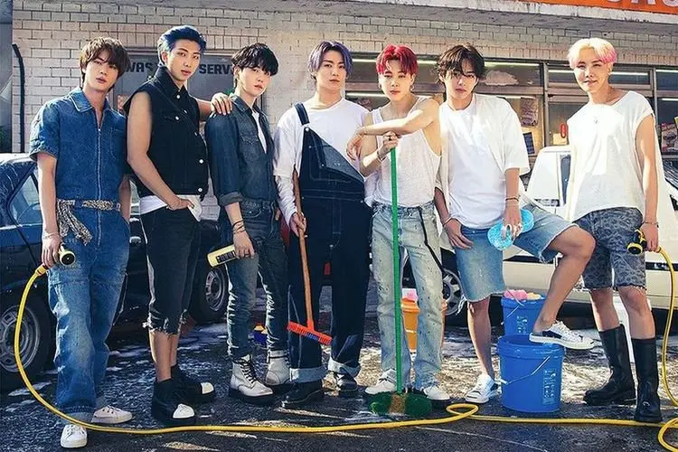 HYBE Entertaiment Konfirmasi Kurangi Kursi Penonton Konser BTS Maret Mendatang