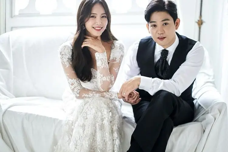 Eunjung Eks Jewelry Secara Pribadi Umumkan Pernikahannya