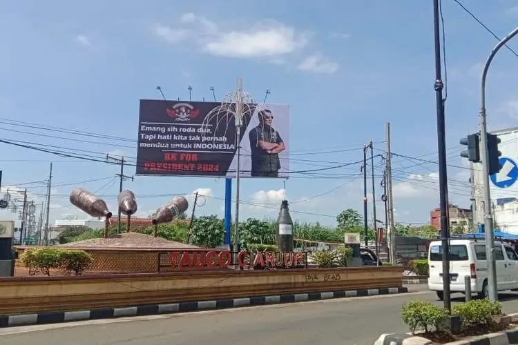Mulai Terang-terangan Nih, Baliho Ridwan Kamil For Presiden Terpasang di Dua Daerah