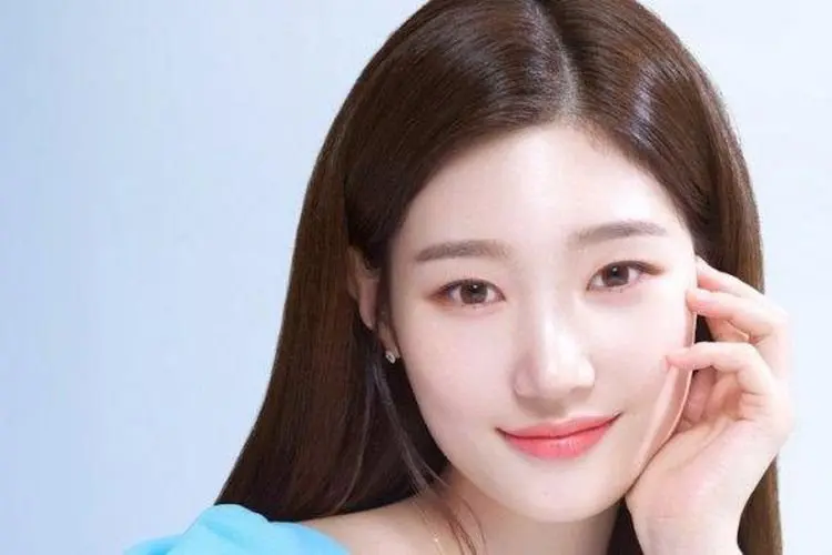 Susul Yook Sungjae BTOB, Jung Chaeyeon Konfirmasi Tampil di Drama MBS âGolden Spoonâ