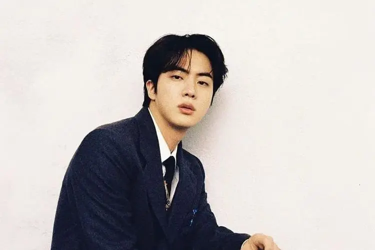Tak Jadi Mandi Uang, Ternyata Jin BTS Donasikan Uang 'Hadiah' untuk Organisasi Penampungan Anjing