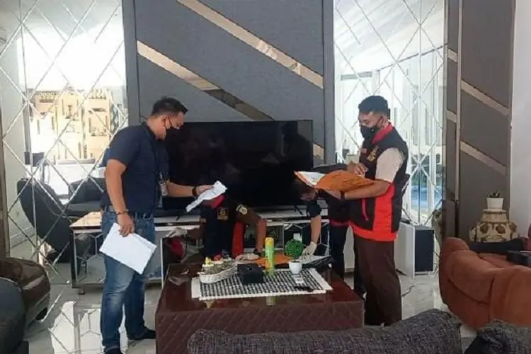 Kejati Jabar Ajukan Pencekalan ke Luar Negeri untuk Hafiz Fatur Adik Aktor Irwansyah