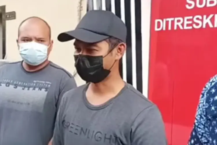 Pria Penendang Sesajen di Semeru Ditangkap, Ini Sosoknya!