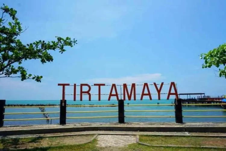 Libatkan Masyarakat, Pemkab Indramayu Bakal Ambil Alih Pantai Tirtamaya