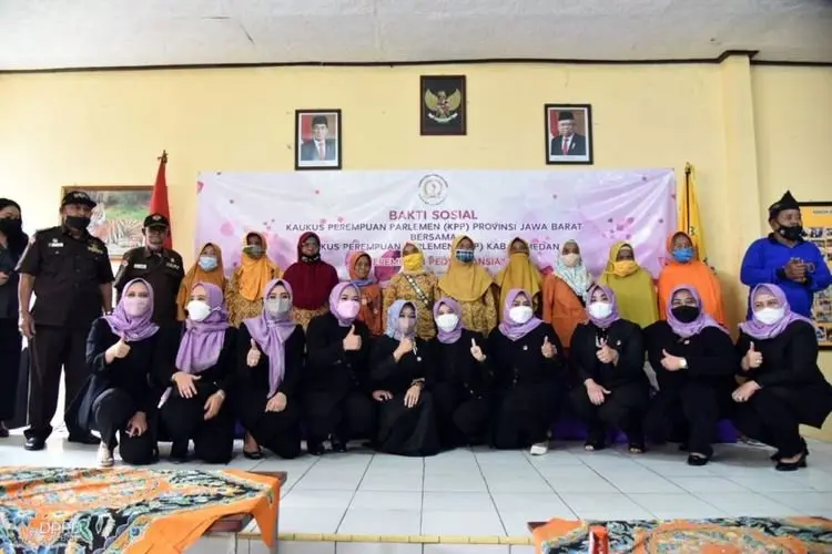 KPP Gelar Baksos Peduli Lansia