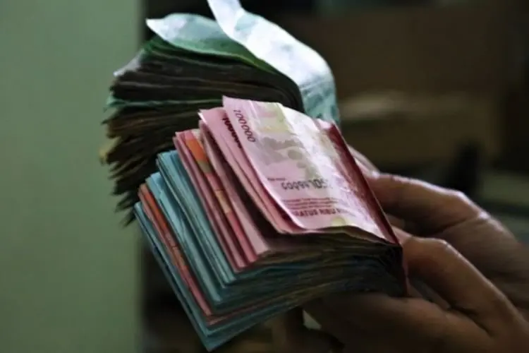 Pemerintah Siapkan Anggaran Rp451 Triliun Termasuk untuk Bansos, Begini Cara Cek Nama Penerima
