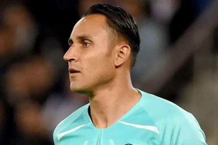 Newcastle United Dirumorkan Dekati Kiper PSG Keylor Navas