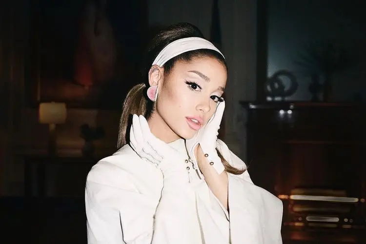 Pelaku Kasus Stalker Ariana Grande Sudah Enam Bulan Mengintai, Begini Kronologinya!