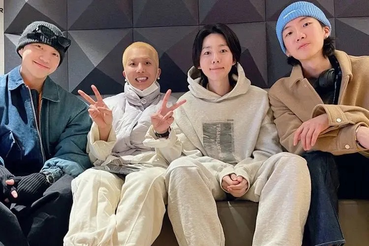 Sapa Penggemar Dengan Anggota Lengkap, WINNER Siap Comeback Dalam Waktu Dekat