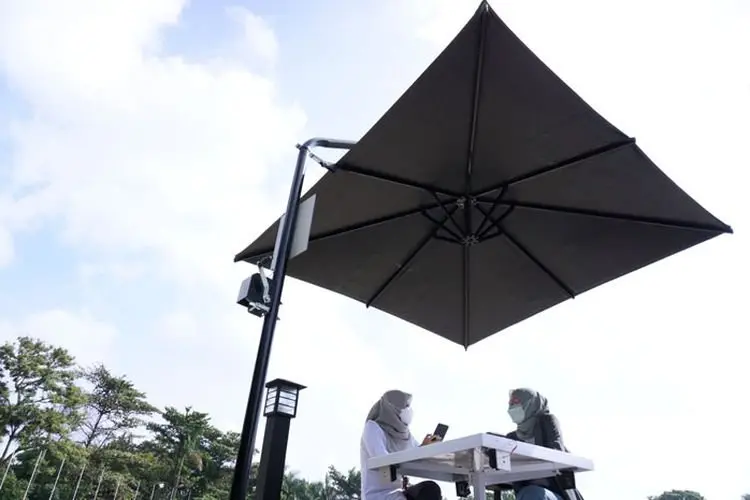 Foto: Peresmian Saung Tenaga Surya di Taman Tegallega Kota Bandung