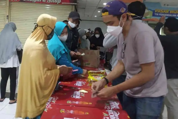 Disperdagin Cirebon Pastikan Harga Minyak Goreng Rp14 Ribu di Seluruh Pasar Modern