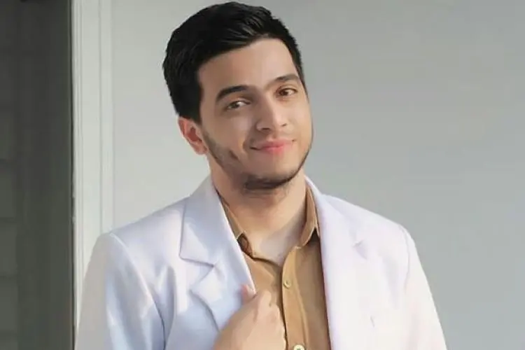Dokter Farhan Zubedi Jelaskan Bahaya Menggunakan Headset Saat Tidur, Bisa Jadi Efek Buruk Jangka Panjang!
