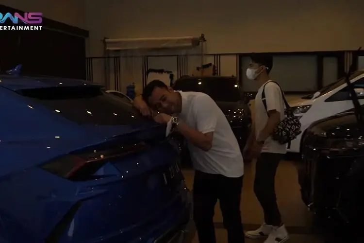 Main ke Rumah Momo Geisha, Raffi Ahmad Nawar Mobil Lamborghini