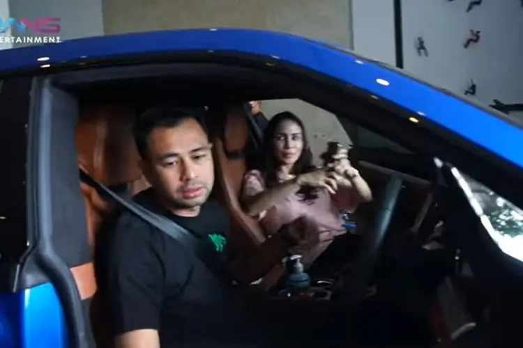 Main ke Rumah Momo Geisha, Raffi Ahmad Mau Beli Mobil Rp9 Miliar Momo
