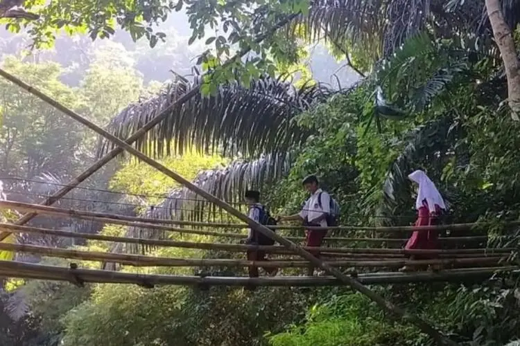 Pemkab Cianjur Jamin Semua Jembatan Rampung Akhir Tahun Ini  