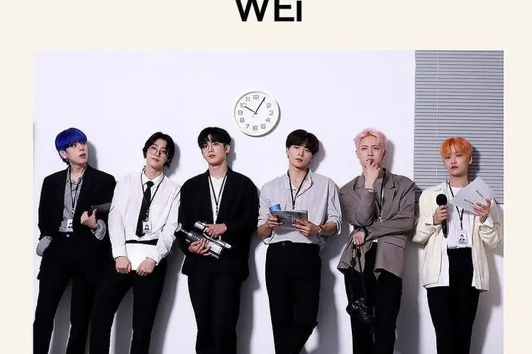 Member WEi Jalani Karantina Setelah Kang Seok Hwang, Kim Dong Han dan Yoo Yong Ha Positif Covid-19