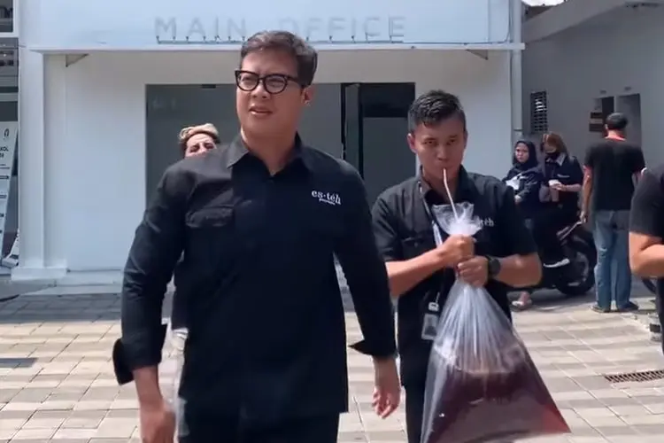 Siap Menciptakan RIbuan Pengusaha Baru Dongkrak Penjualan EsTeh 