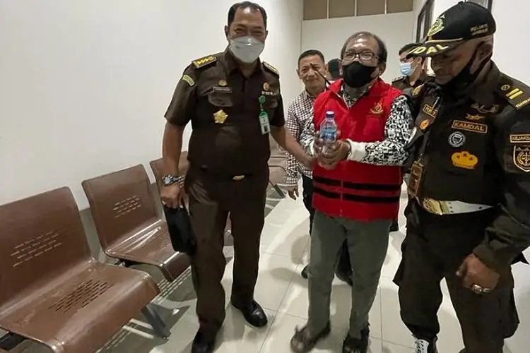 Asyik di Bandung, Pria Ini Dicokok Kejati Jabar, Ternyata Koruptor Pasar di Pematang Siantar Buron 20 Tahun