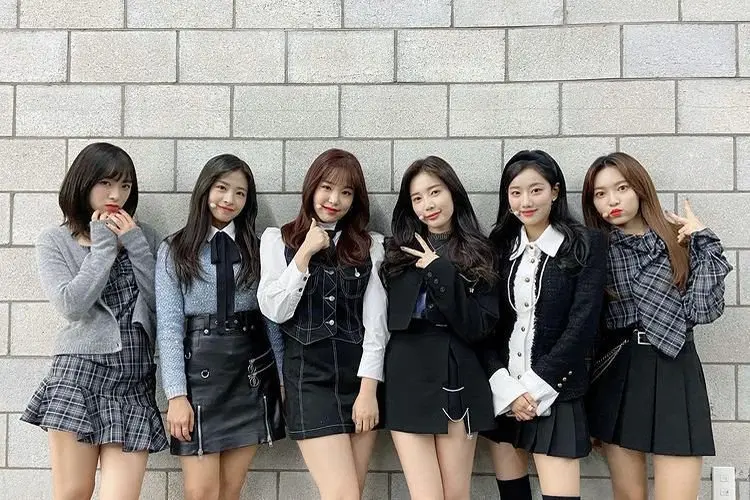Mulai Hari Ini Girl Grup APRIL Resmi Bubar, Berikut Penjelasan Agensi