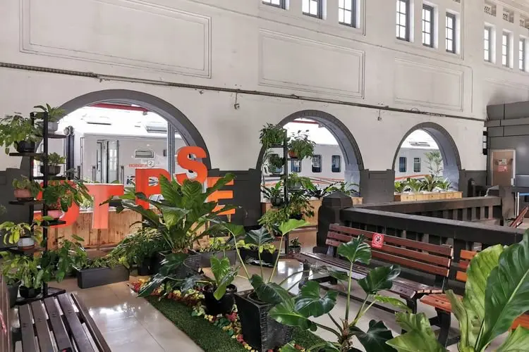 Keren Habis, KAI Daop 1 Jakarta Hadirkan Tempat Instagramable di Stasiun