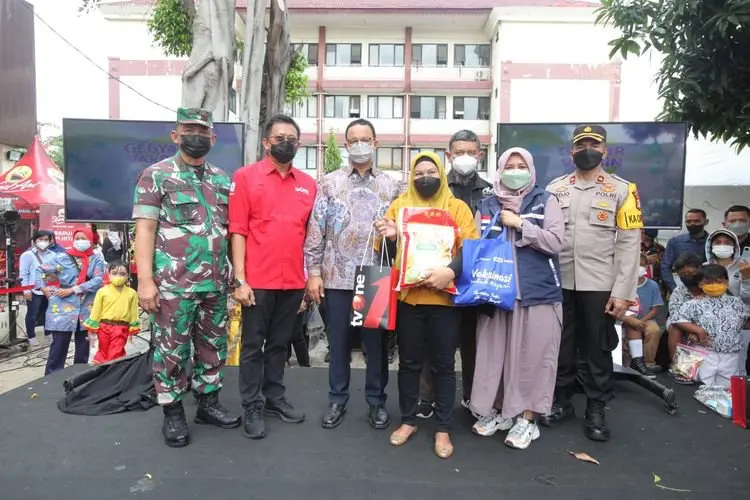  Anies Apresiasi tvOne yang Bantu Pencapaian Target Vaksinasi Covid-19 di Jakarta