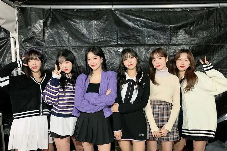 APRIL Resmi Bubar, Chaewon, Chaekyung, Yena, Jinso dan Naeun Buat Surat Tulis Tangan untuk Penggemar