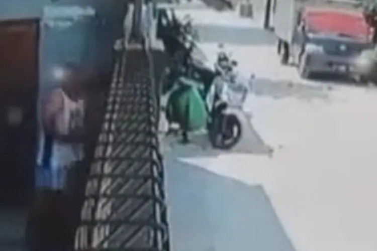 Viral Aksi Pencuri Todongkan Senjata Api ke Warga di Komplek TKI Kabupaten Bandung, Begini Kronologinya...