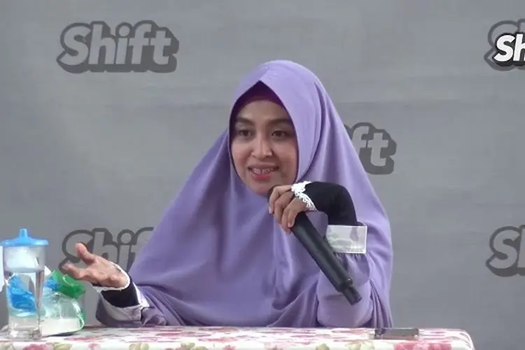 Tips Menjaga Nilai Diri ala Ustadzah Haneen Akira, Dijamin Allah Muliakan di Akhirat