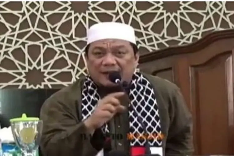 Yahya Waloni Bebas Pasca Hukuman 5 Bulan Penjara