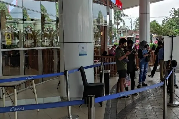 Antisipasi Peningkatan Omicron, Pengelola Mal dan Tempat Wisata Perketat Prokes
